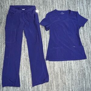 Cherokee Women's Grape Infinity Scrub Set Size small